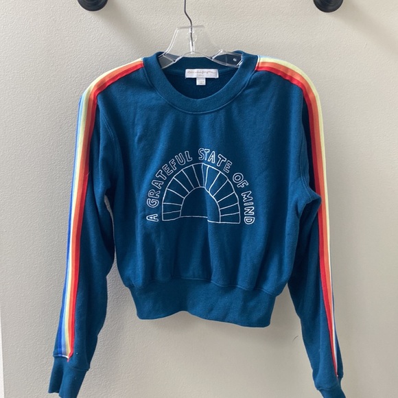 Cropped spiritual gangster sweatshirt - Picture 2 of 5